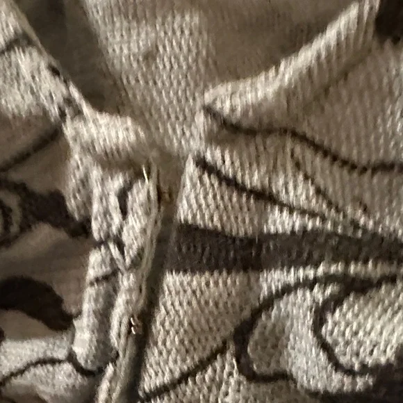 Free People Black and Gray Floral Blouse size L - Picture 3 of 6